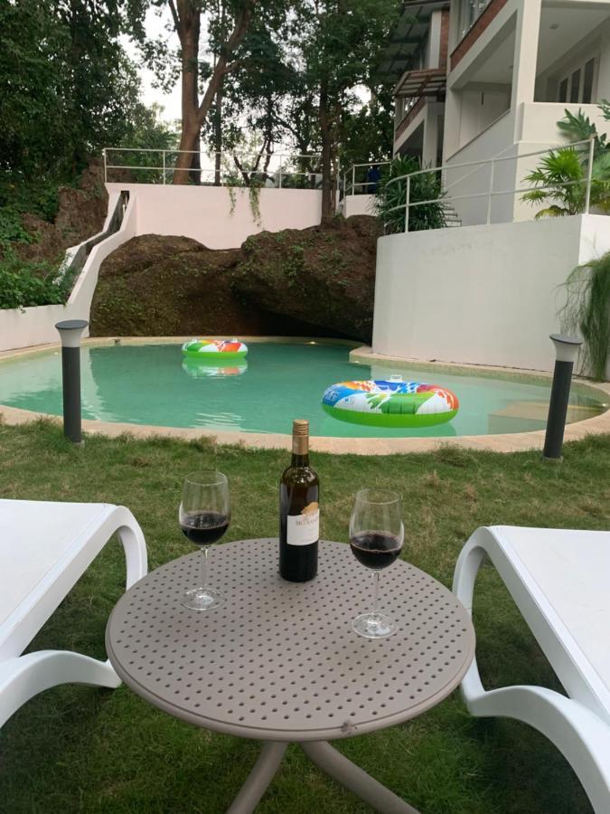 The Island Sanctuary - A Village Secret Homestay Chorao